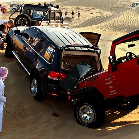Desert disaster - Dubai Fun Rally 2005